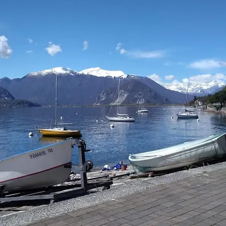 Residenza Silvana B Giardino On The Ground Floor With Parking Verbania