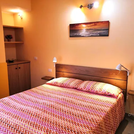 Apartment Residenza Silvana B Giardino On The Ground Floor With Parking *