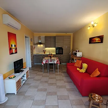 Apartment Residenza Silvana B Giardino On The Ground Floor With Parking *