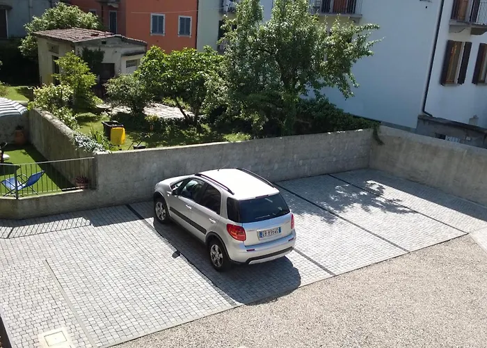 Lejlighed Residenza Silvana B Giardino On The Ground Floor With Parking Verbania