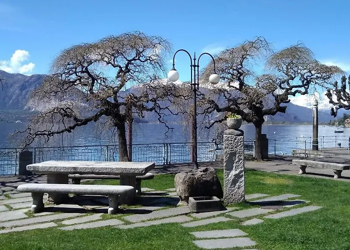 Residenza Silvana B Giardino On The Ground Floor With Parking *