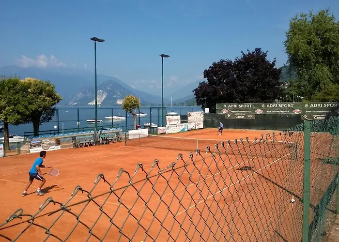 Residenza Silvana B Giardino On The Ground Floor With Parking