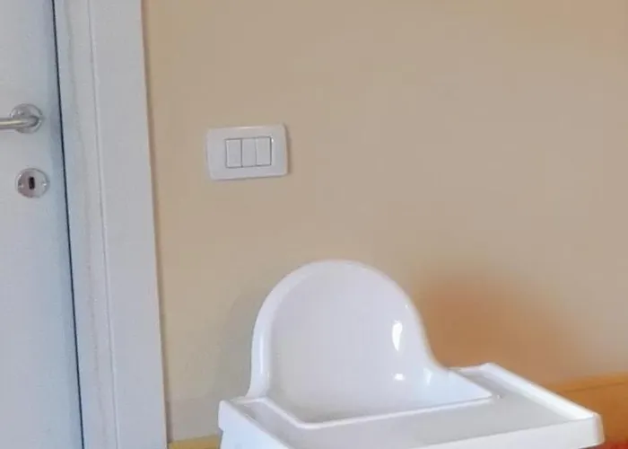 Residenza Silvana B Giardino On The Ground Floor With Parking Lejlighed *