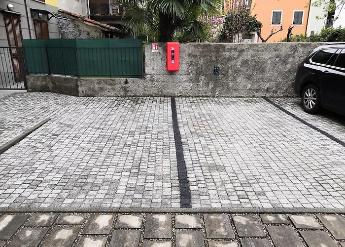 Residenza Silvana B Giardino On The Ground Floor With Parking * Verbania