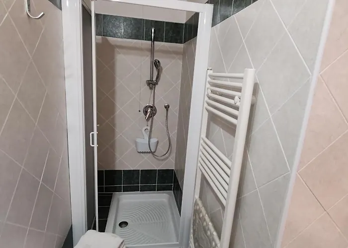 Residenza Silvana B Giardino On The Ground Floor With Parking * Verbania